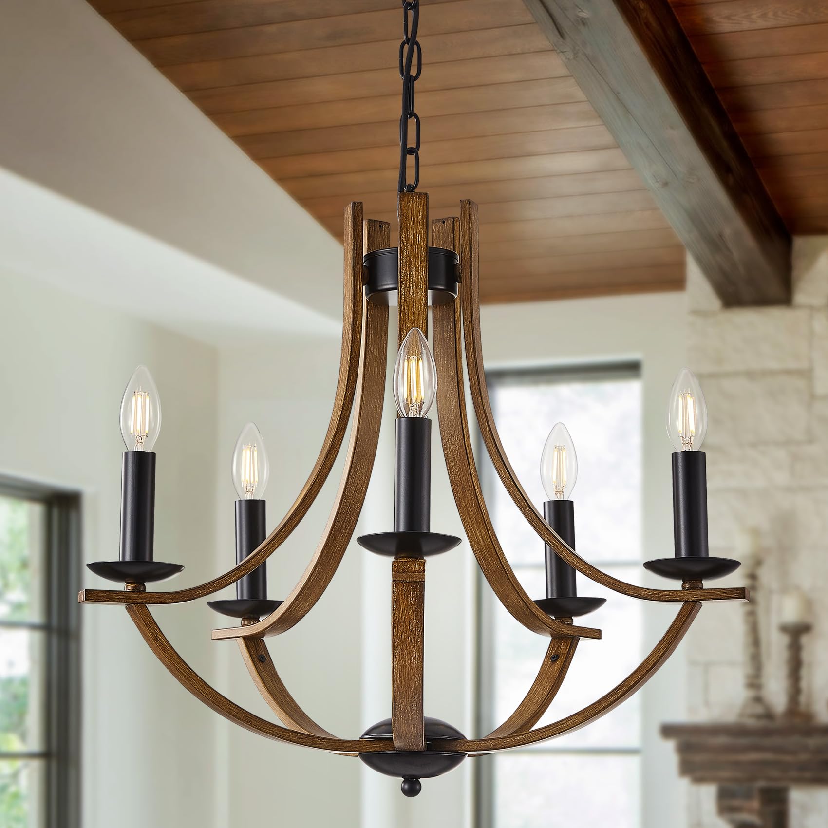 Farmhouse Wooden Chandelier, 5-Lights 22&quot; Vintage Candle Style Chandelier with Wood Finish, Industrial Retro Rustic Black Chandelier for Dining Room, Kitchen Island, Living Room, Bar, E12